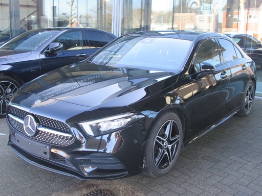 Mercedes-Benz A 200 BERLINE AMG PANO LEDER
